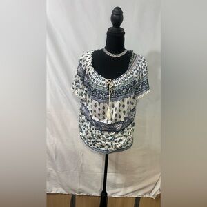 Lavish Blue and White Patterned Blouse